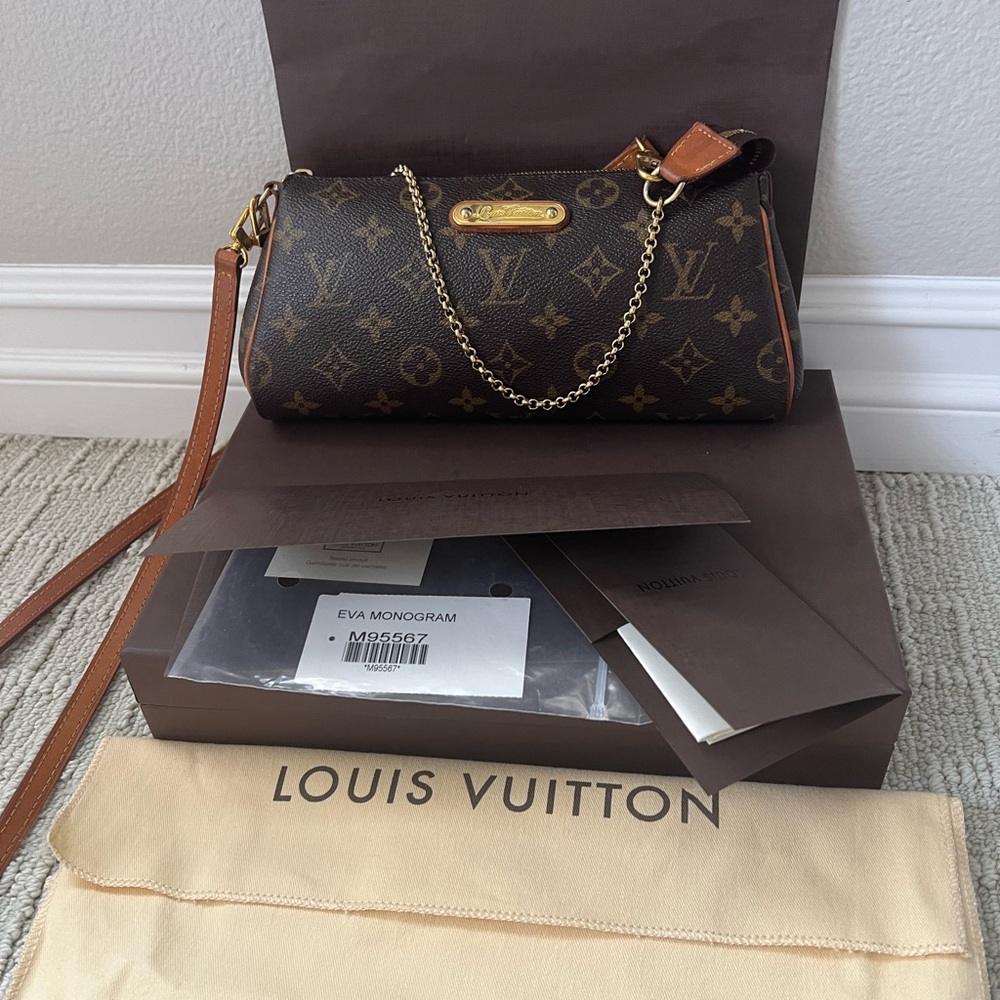 Louis Vuitton Monogram Eva Crossbody Bag